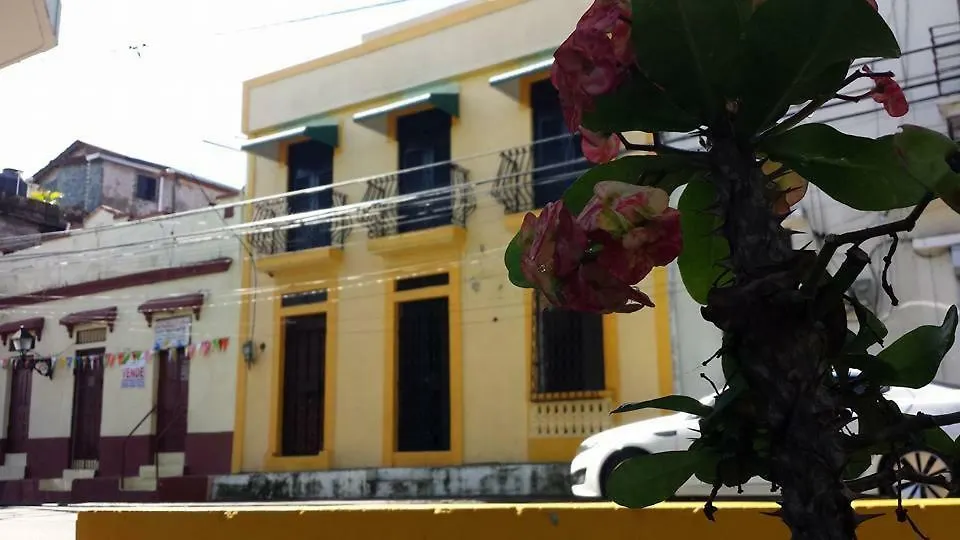 Hôtel Don Juan Casa Amarilla à Saint-Domingue Maison d'hôtes